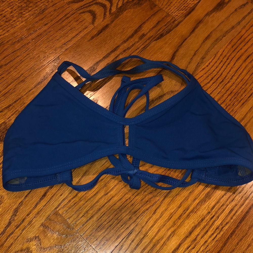 Jolyn top